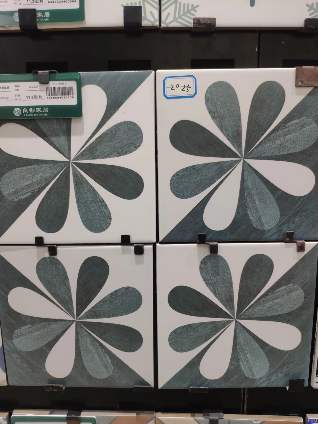 大型瓷砖仓库，全是出厂批发价出