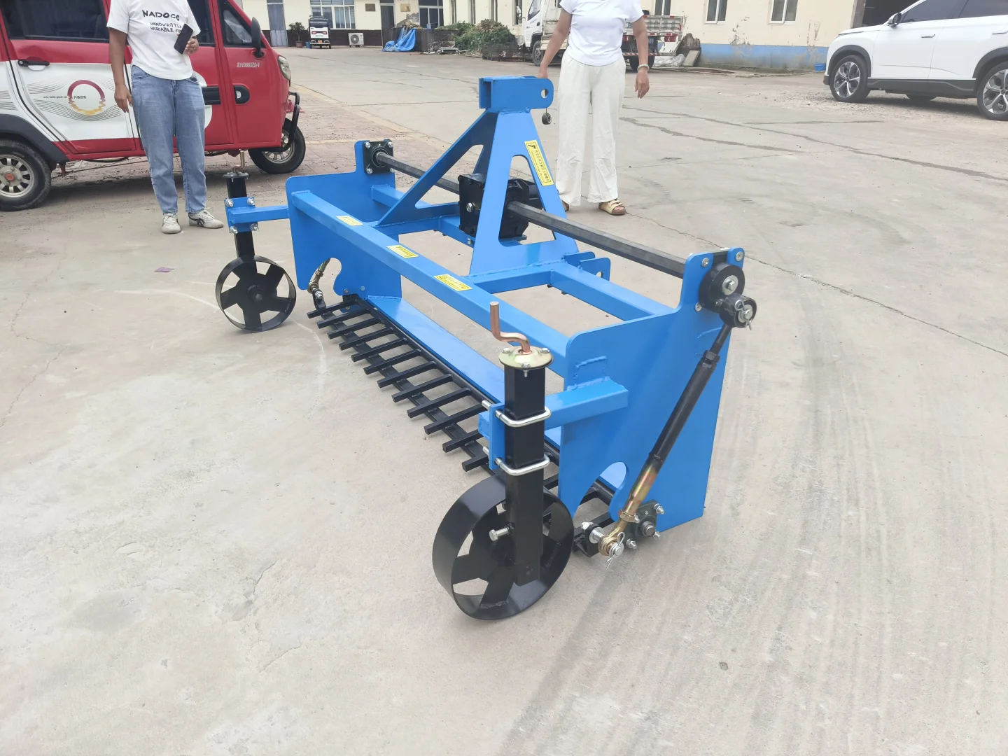 多功能起苗机，起膜机现货多多