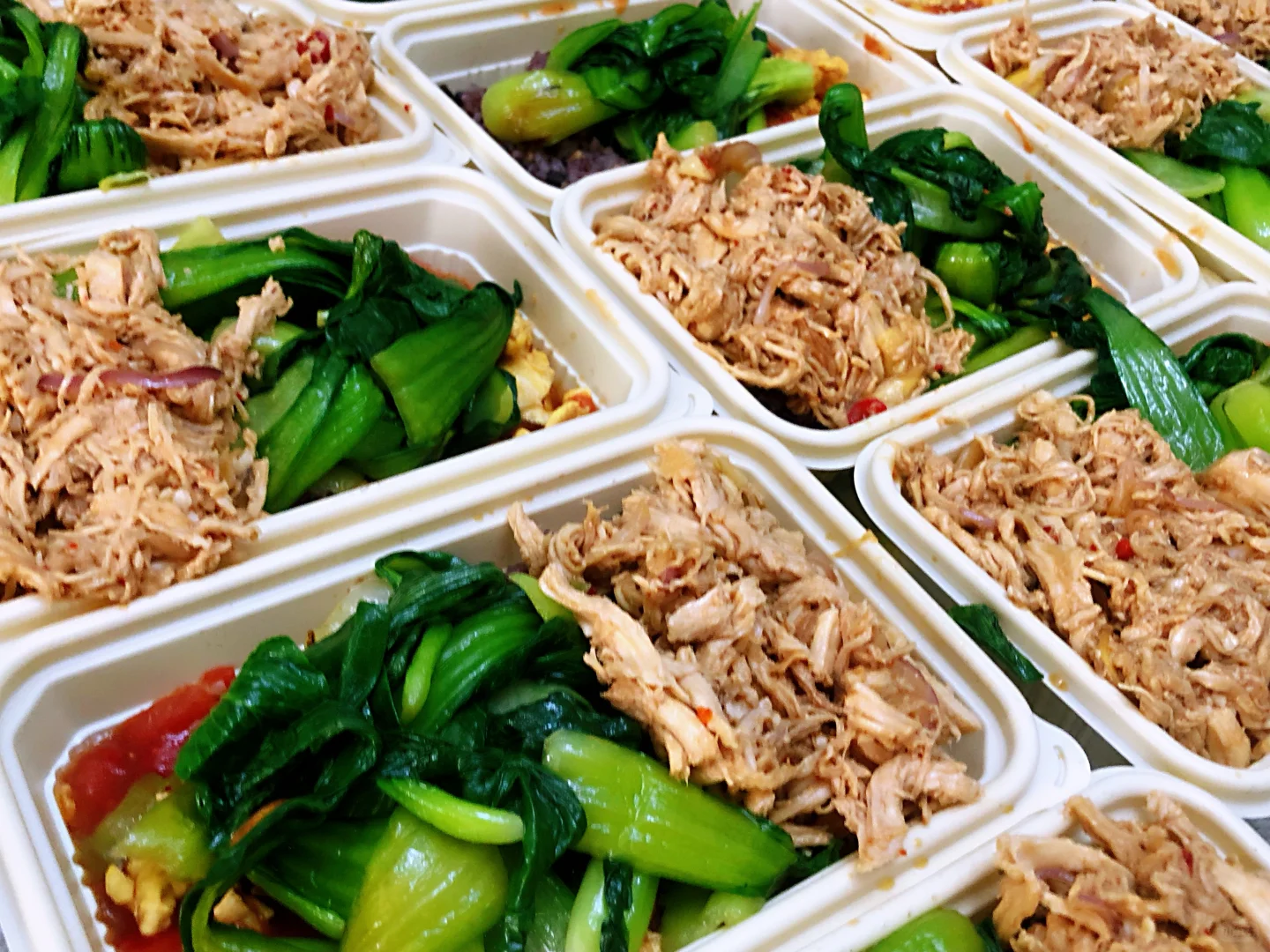 大学生今天吃口水鸡丝