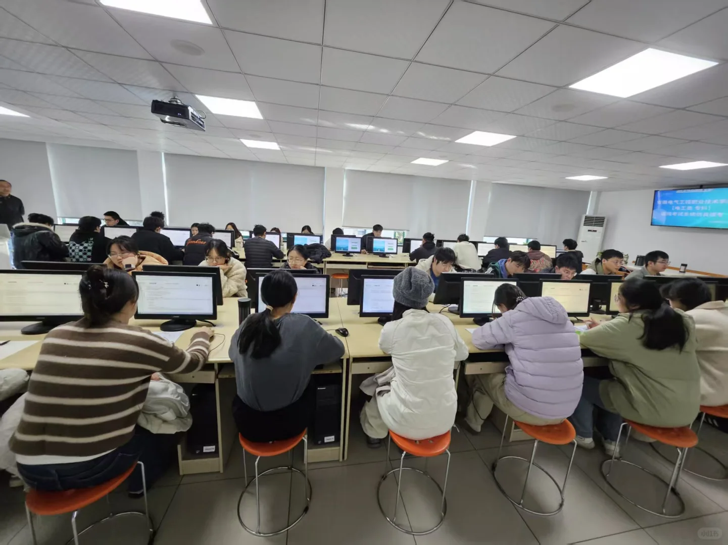 ?安徽电院专属！业内TOP1实力坐镇！