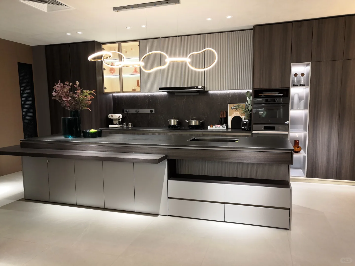 居家装修，整家定制源头工厂