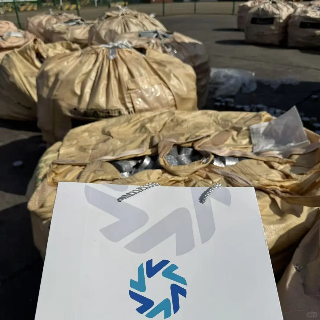 铝屑进口:宁波大榭码头查验现场