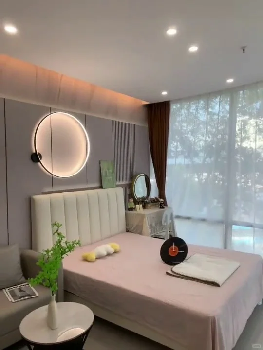 浦东2号线华夏东路地铁100米，一室户2000|