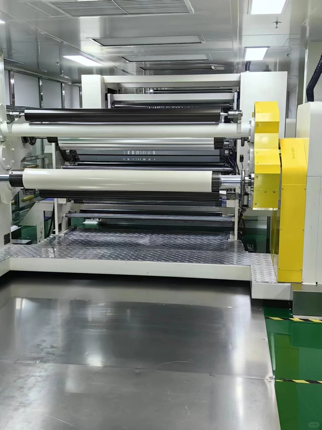 膜太极先进的涂布生产线