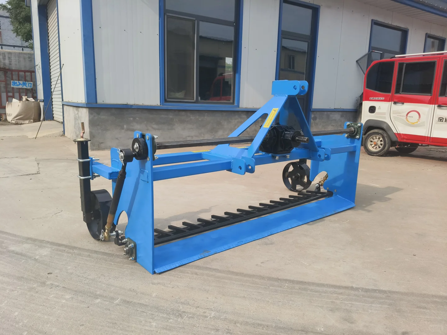 多功能起苗机，起膜机现货多多