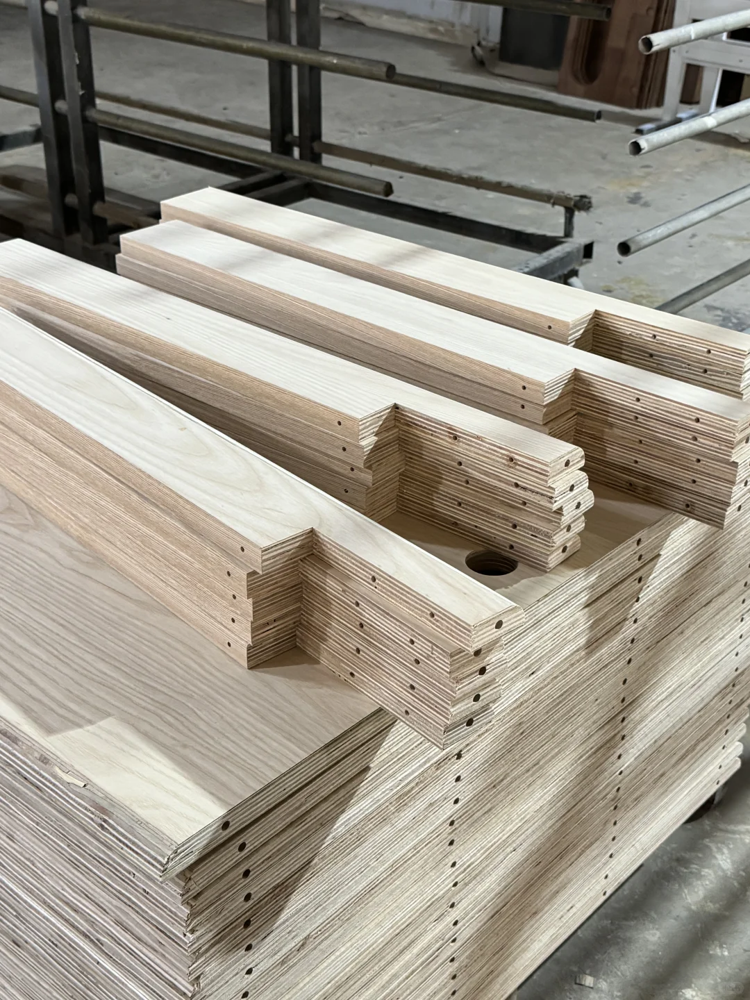 实木家具定制工厂?