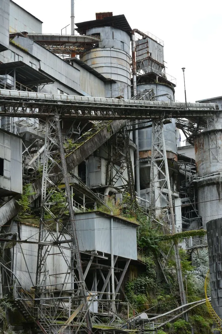 工业场景参考｜废弃工厂