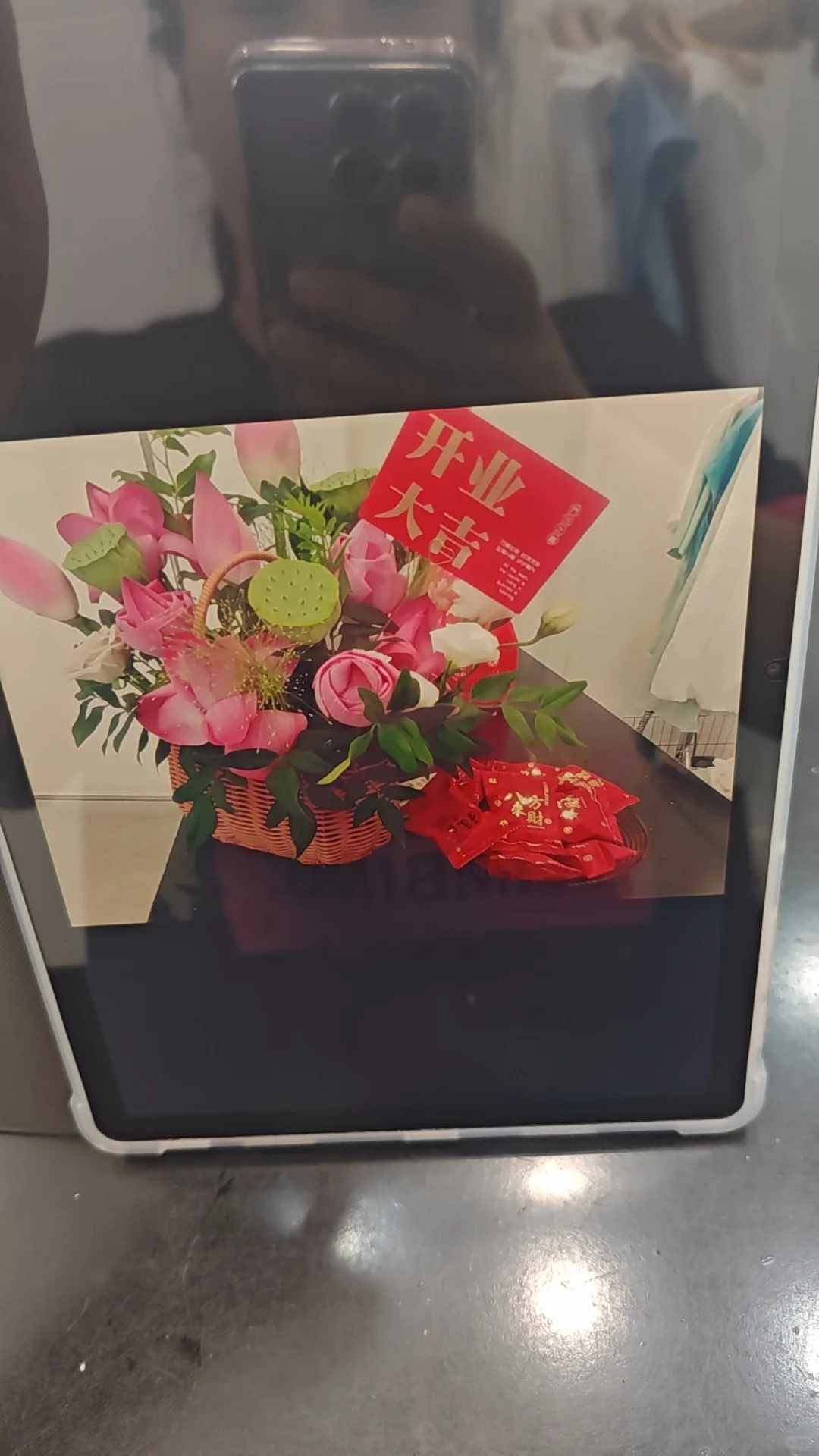 44岁再出发，服装小店已开张