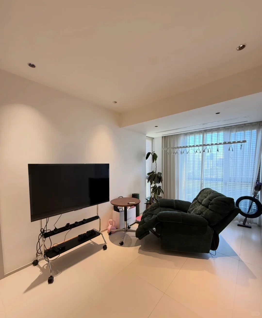 杭州租房丨上城????%治愈系原木风小屋