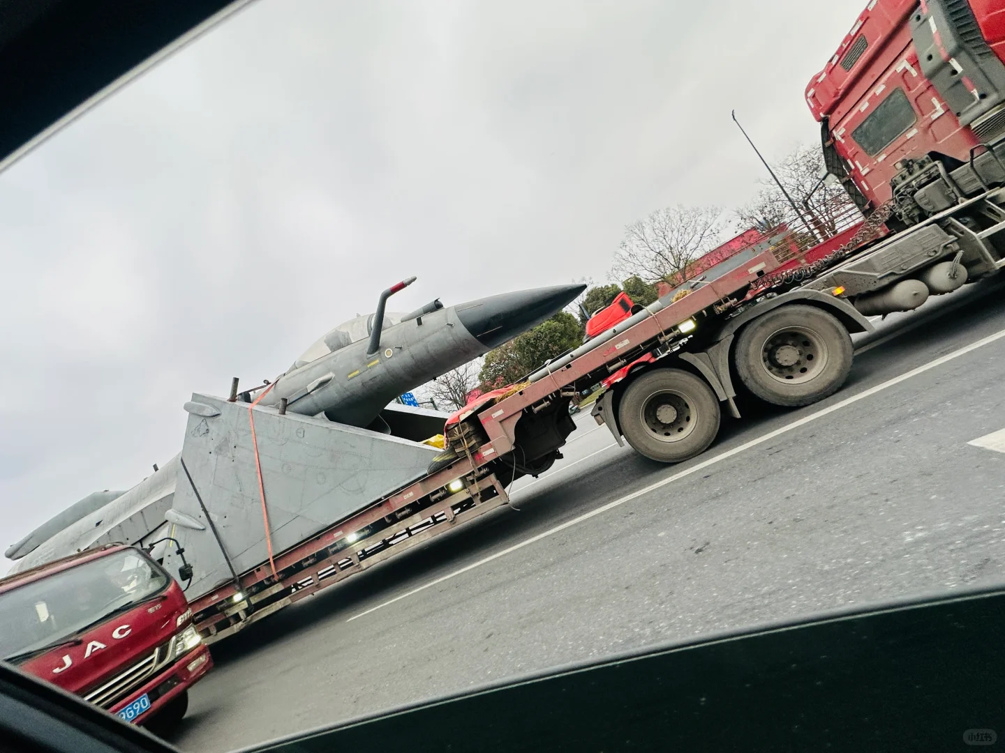 哇，飞机运输这也太牛了啊✈️