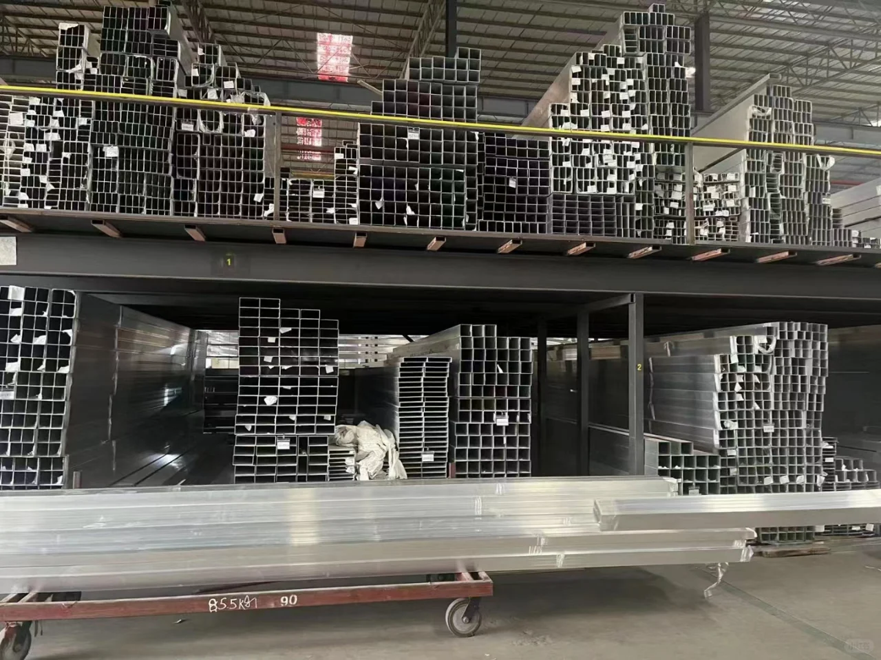 铝扁通是打造环保建筑的首选材料