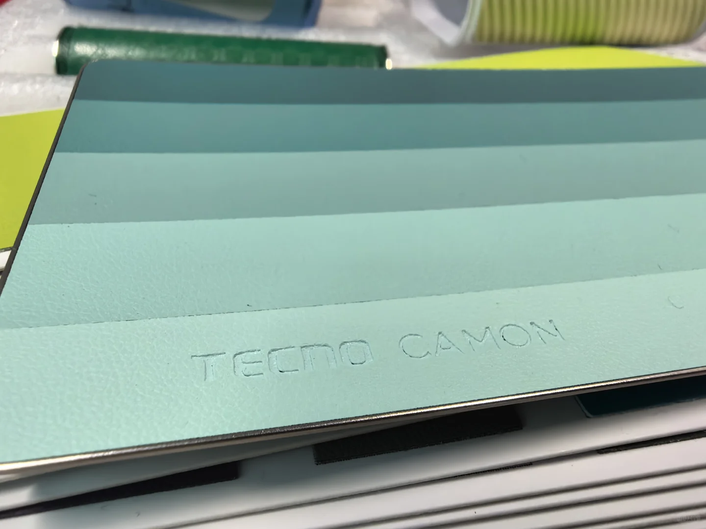 传音手机背板工艺：把环保与美学焊在手机上