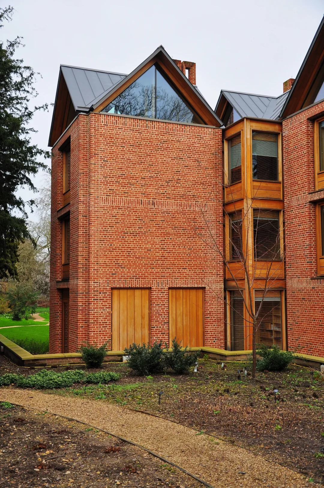 从剑桥大学新红砖图书馆去重新看待陶磊翻车