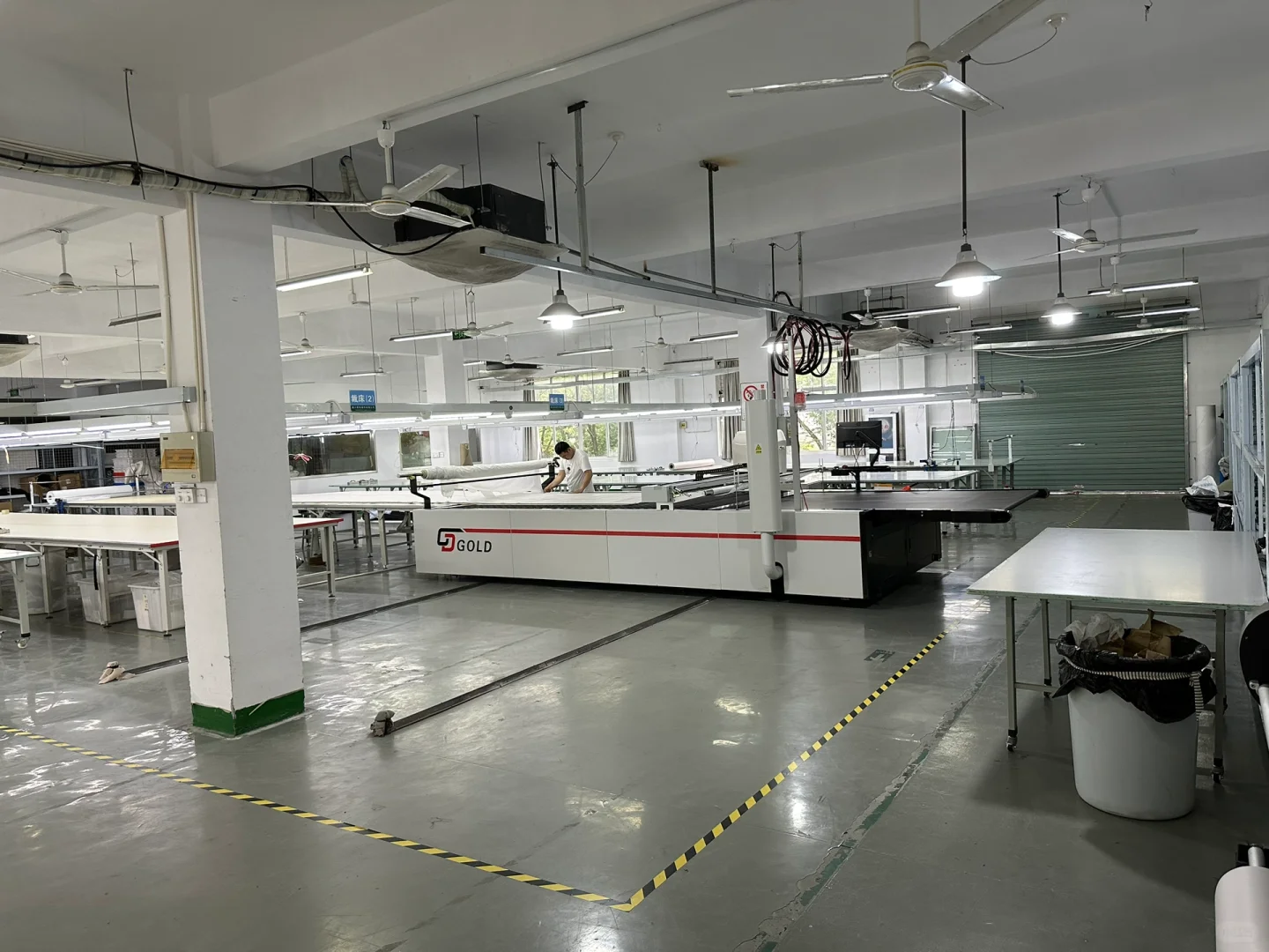 整齐又干净的快返女装高端工厂❤️❤️❤️???