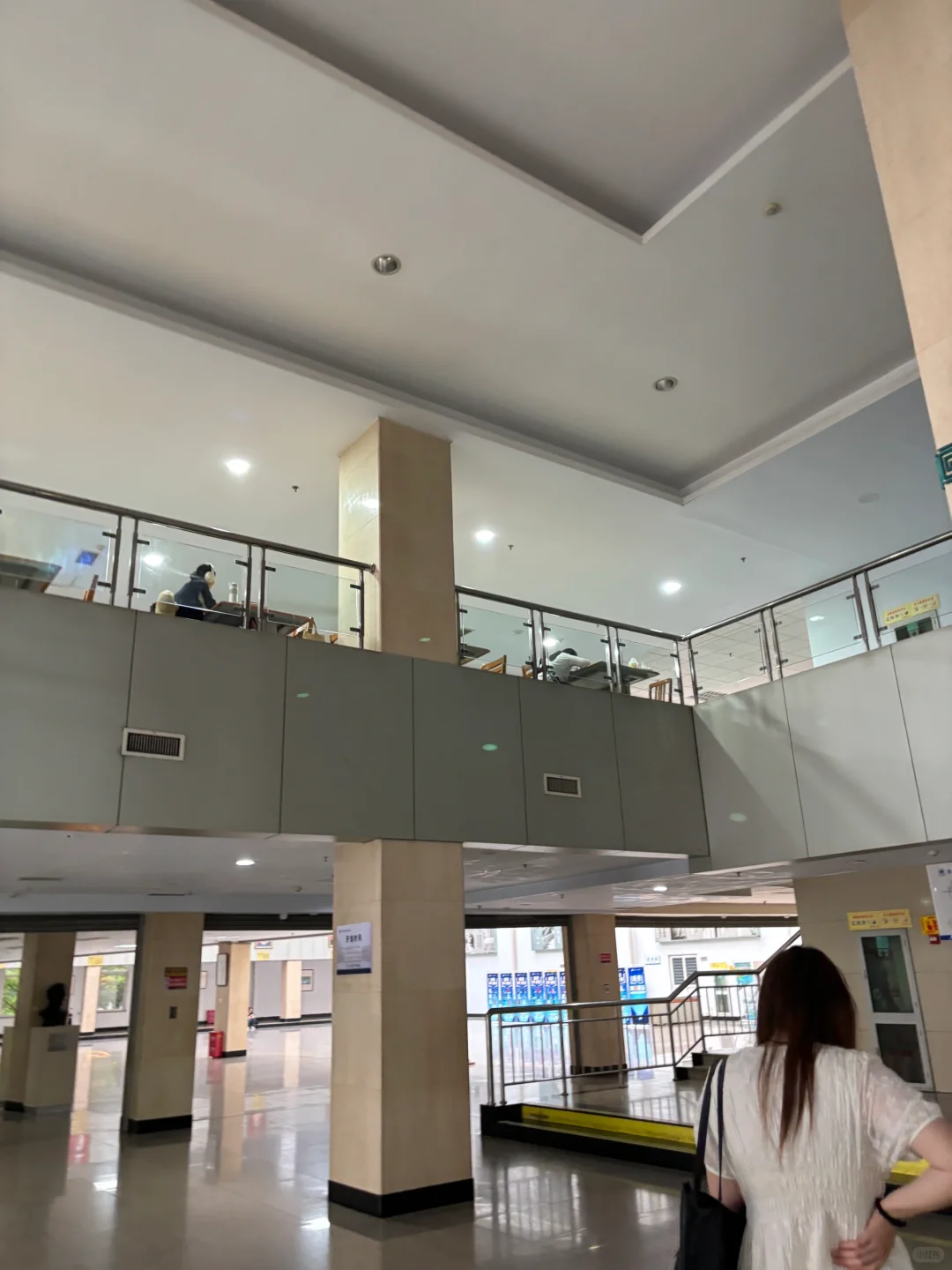 保定学院图书馆来啦！还有咖啡店☕️