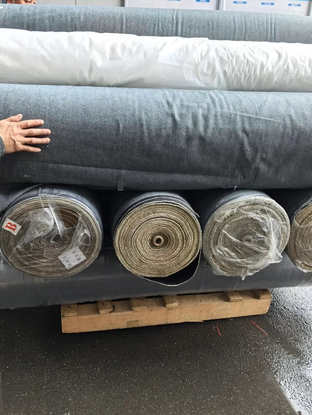 可一件打版，大货生产制作的服装加工厂