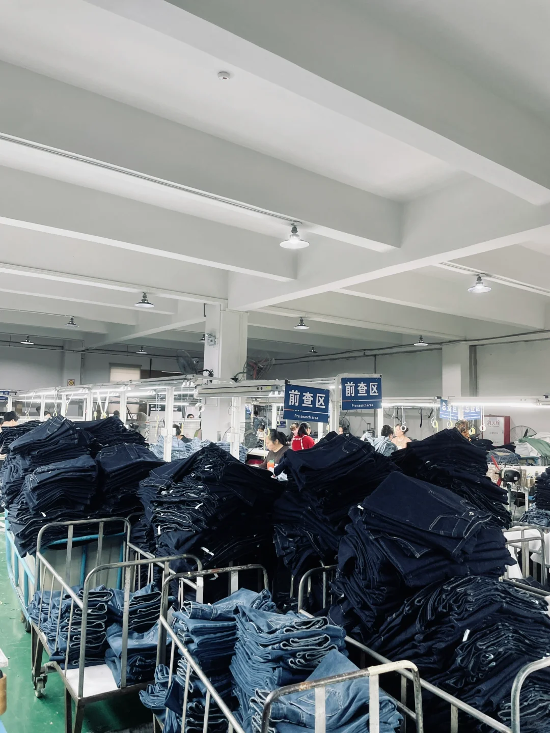 这家牛仔工厂也太专业了吧!