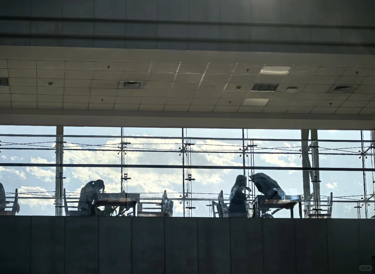 不会还有人不知道吧...