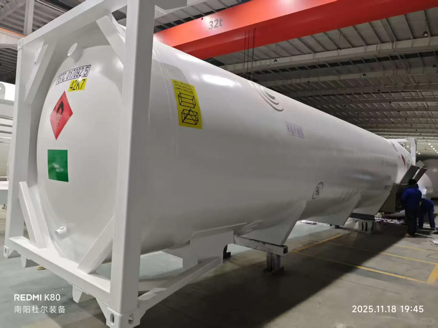 杜尔智造45.5m³ LNG罐式集装箱发往海外