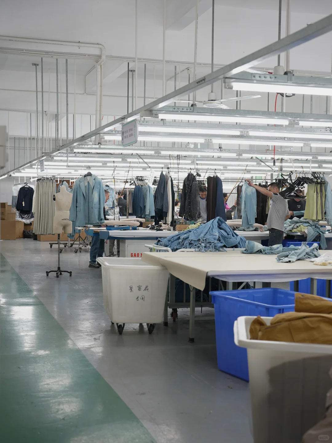 深圳龙岗女装工厂 | 20年沉淀