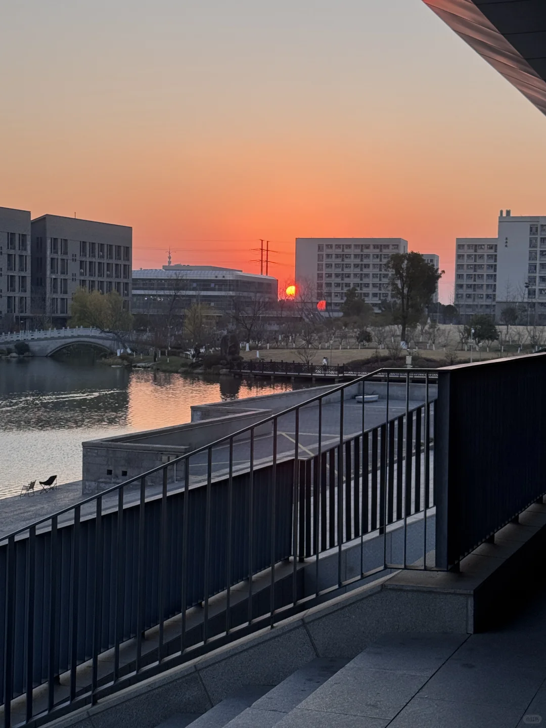 期末周每天都哄自己来图书馆