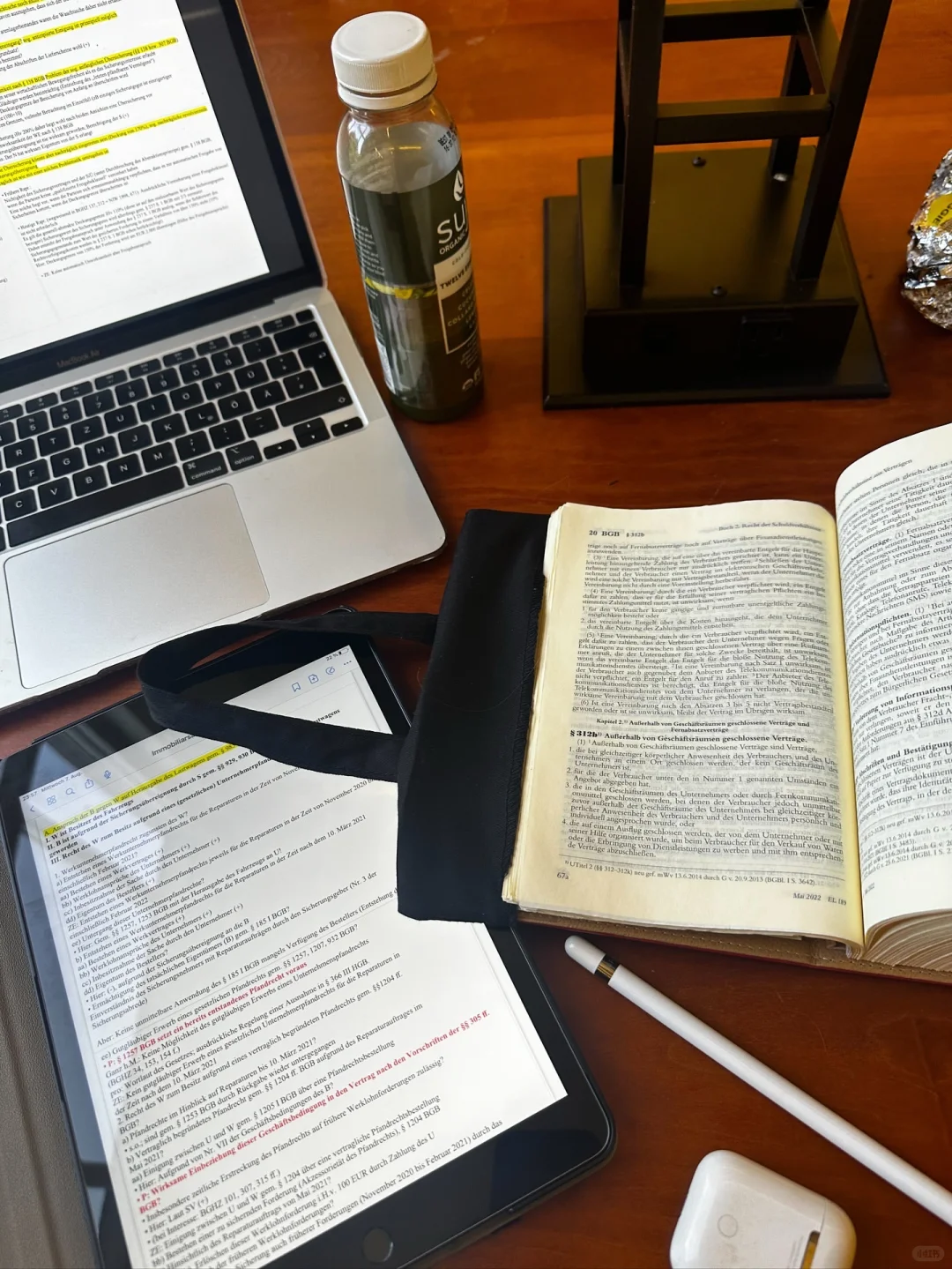 法学生的图书馆学习日常 ～学习