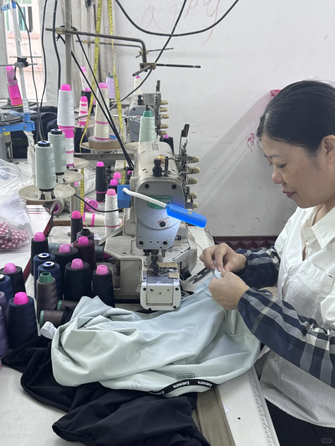 给大牌代工的厂，自己做定制是什么水平？