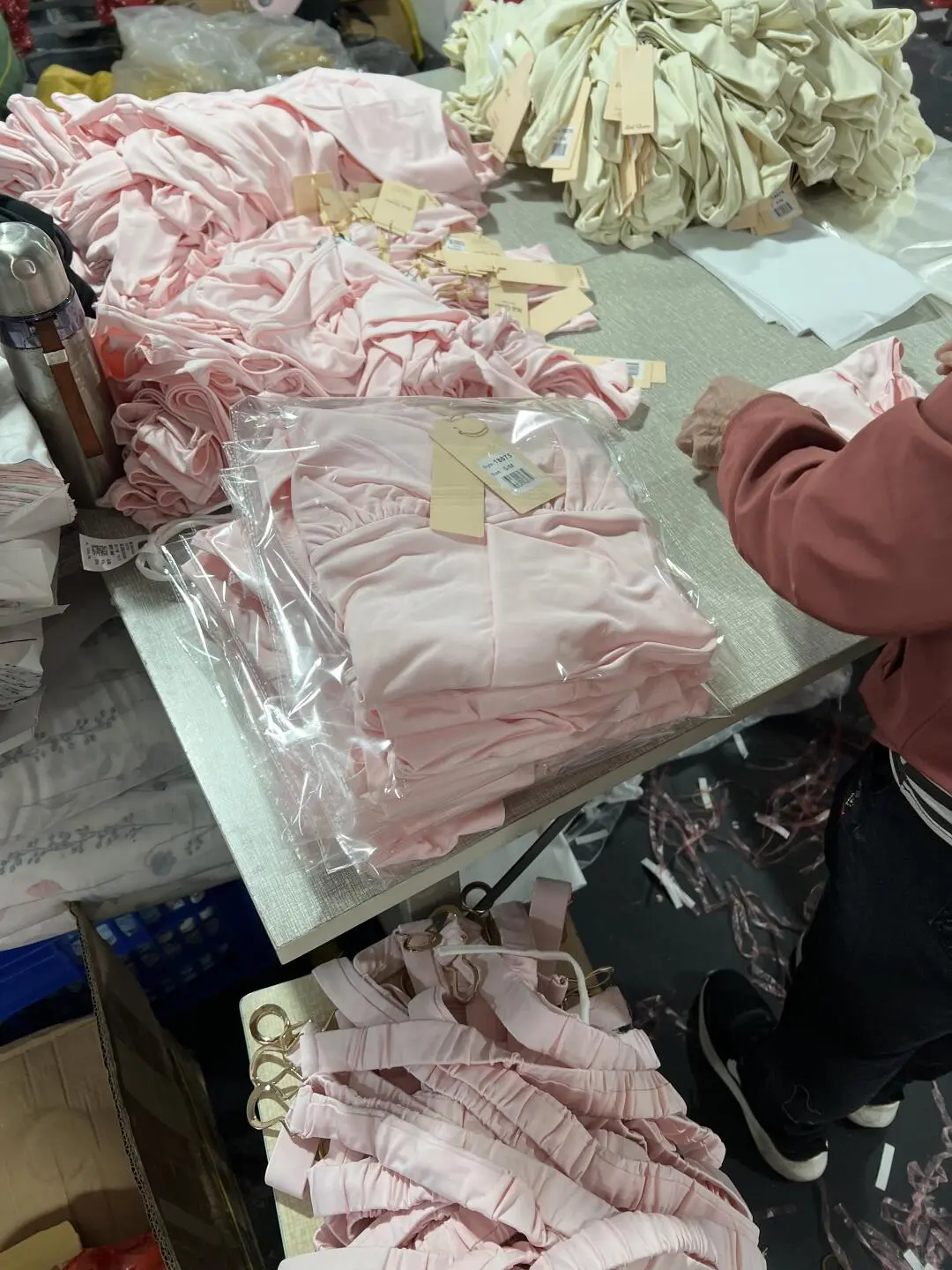 如何让找服装厂