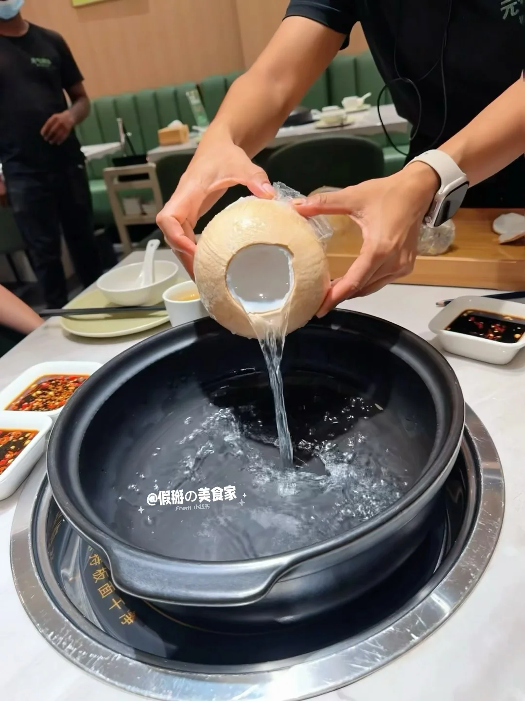 ?? 牛车水用椰子水煮鸡？！这汤我能喝三碗！