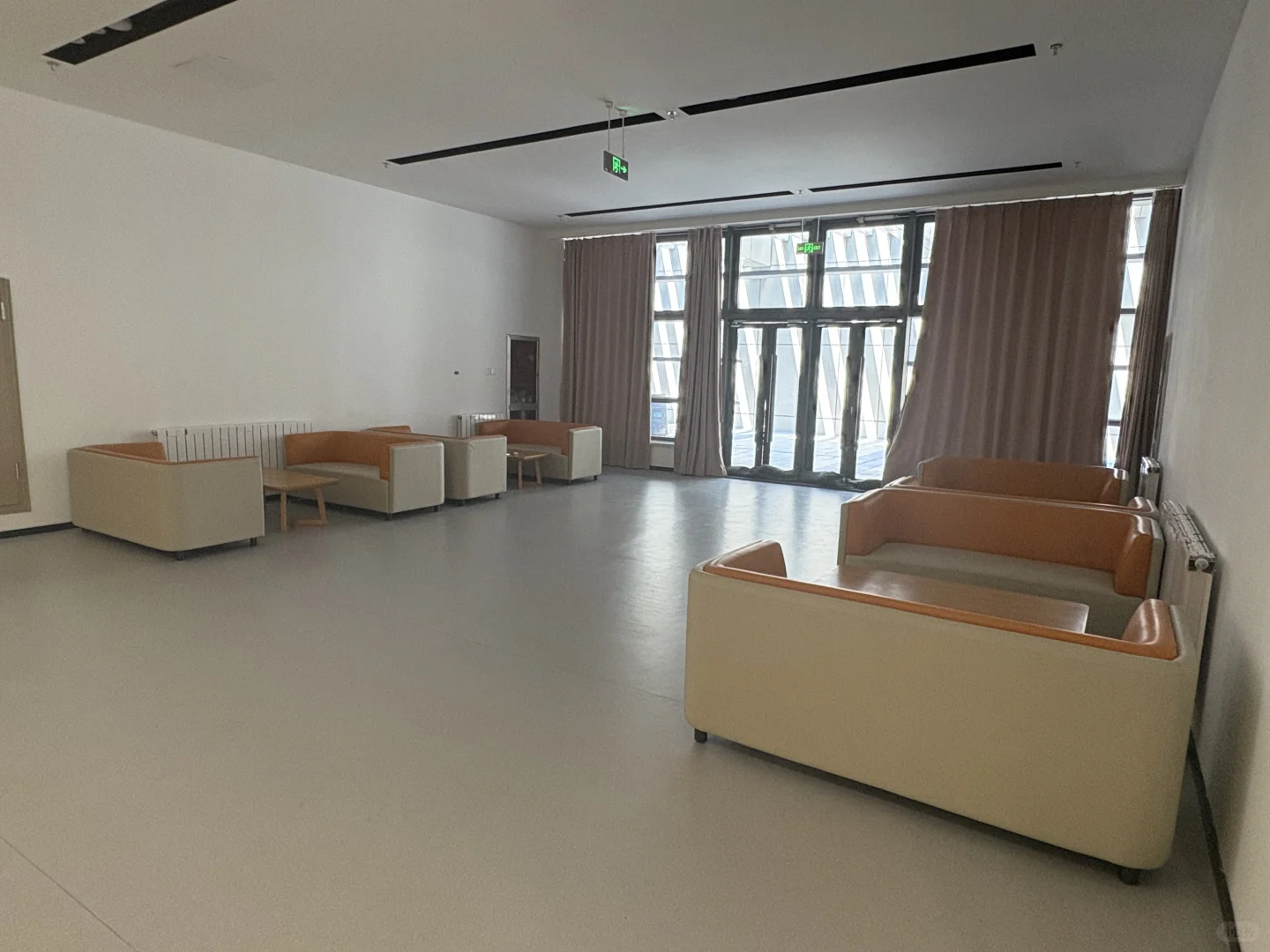 烟大图书馆好气派