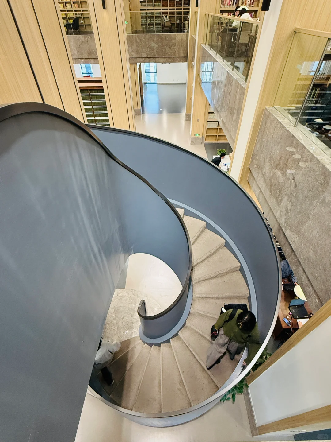 欢迎来到霍格沃茨学院 | 浙大图书馆?