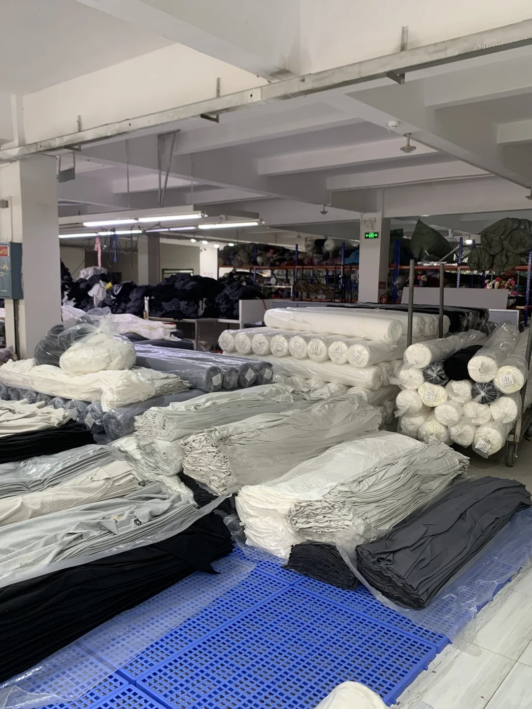 【找服装厂合作？选我们就对了！】