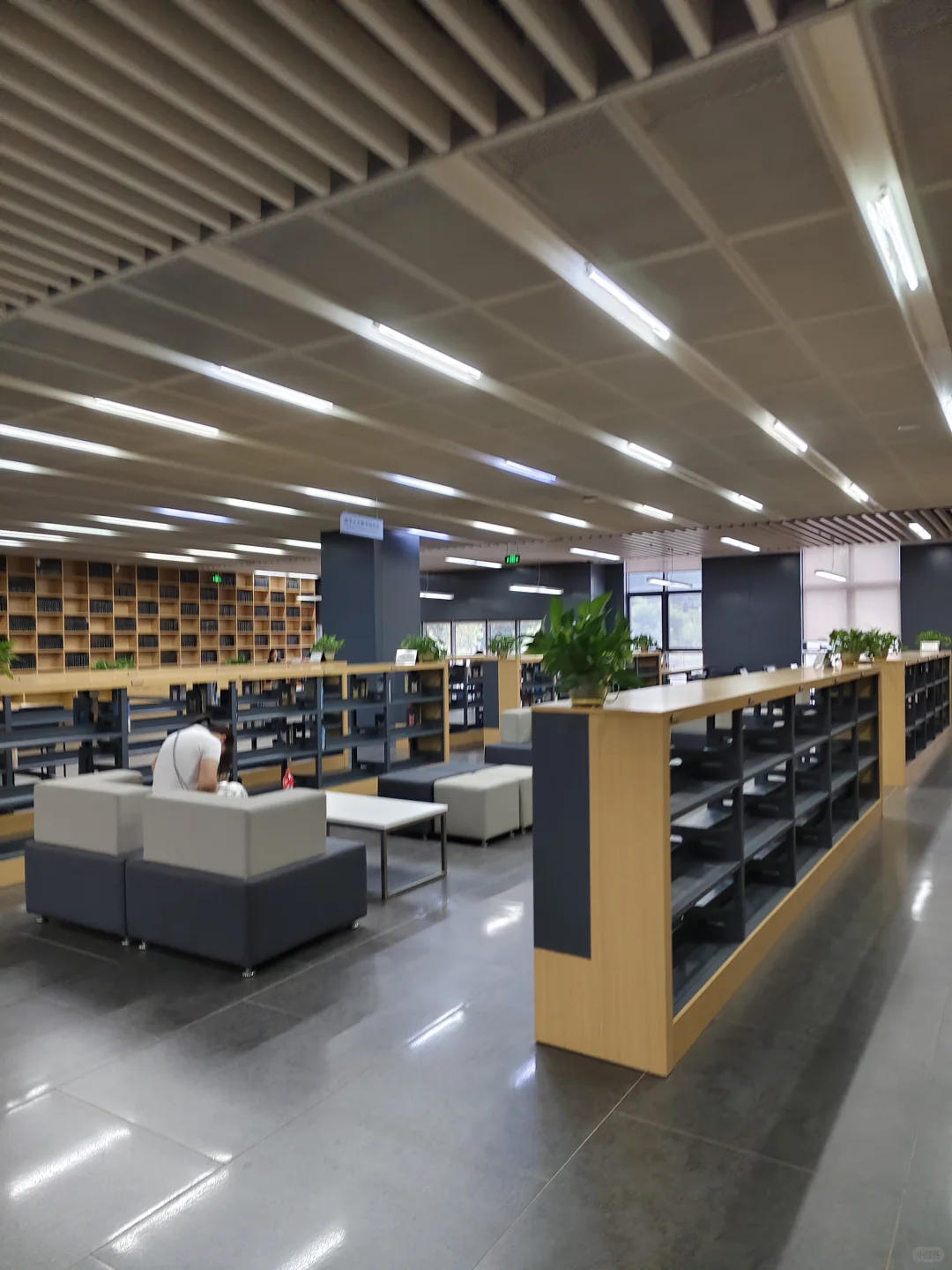 河北医科大学图书馆展示