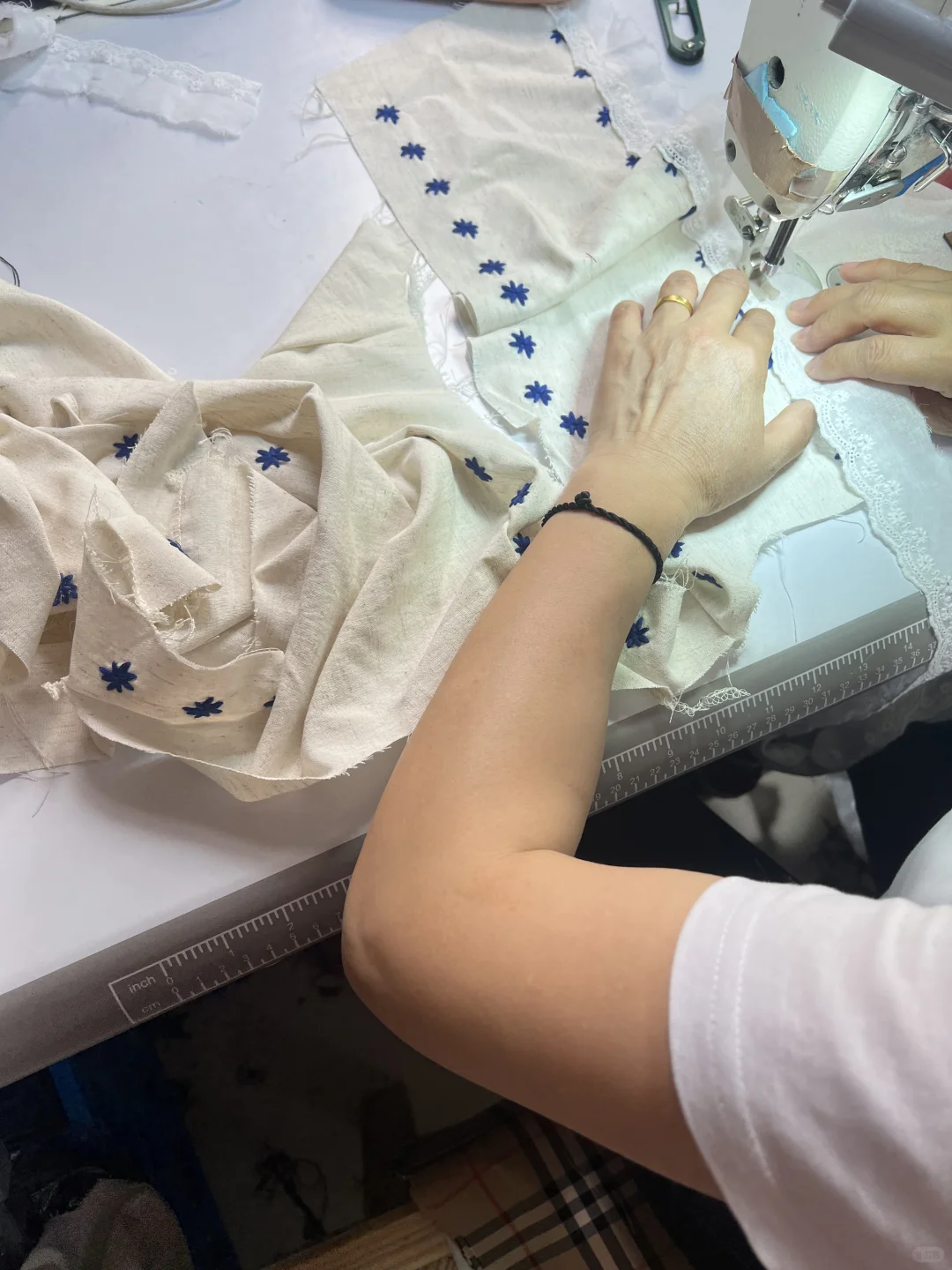 小单救星❗️初创品牌服装不用愁，小批量0压力