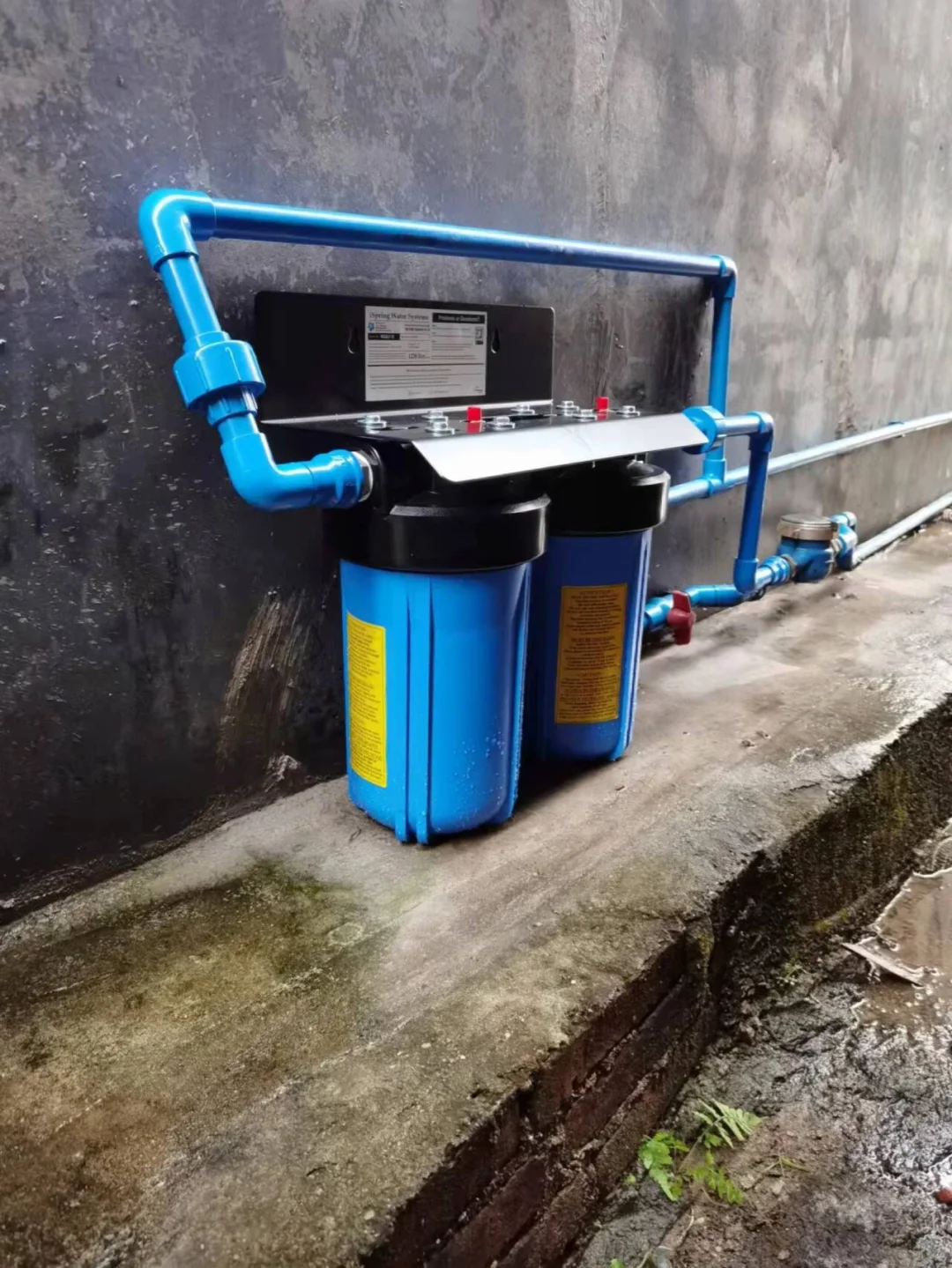 自来水里有杂质怎么办？