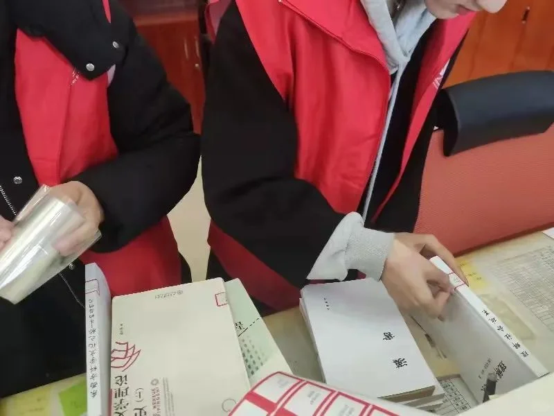 图书馆志愿服务，加强公共服务意识