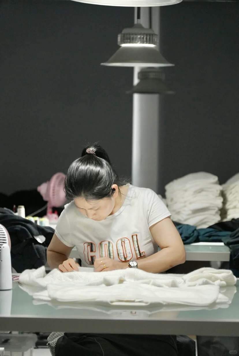 服装供应商|你好!我是靠谱服装加工厂 ??