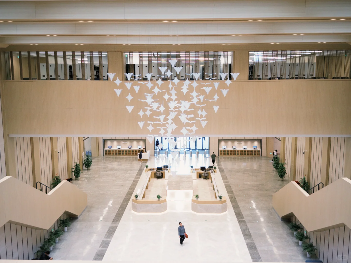 欢迎来到霍格沃茨学院 | 浙大图书馆?