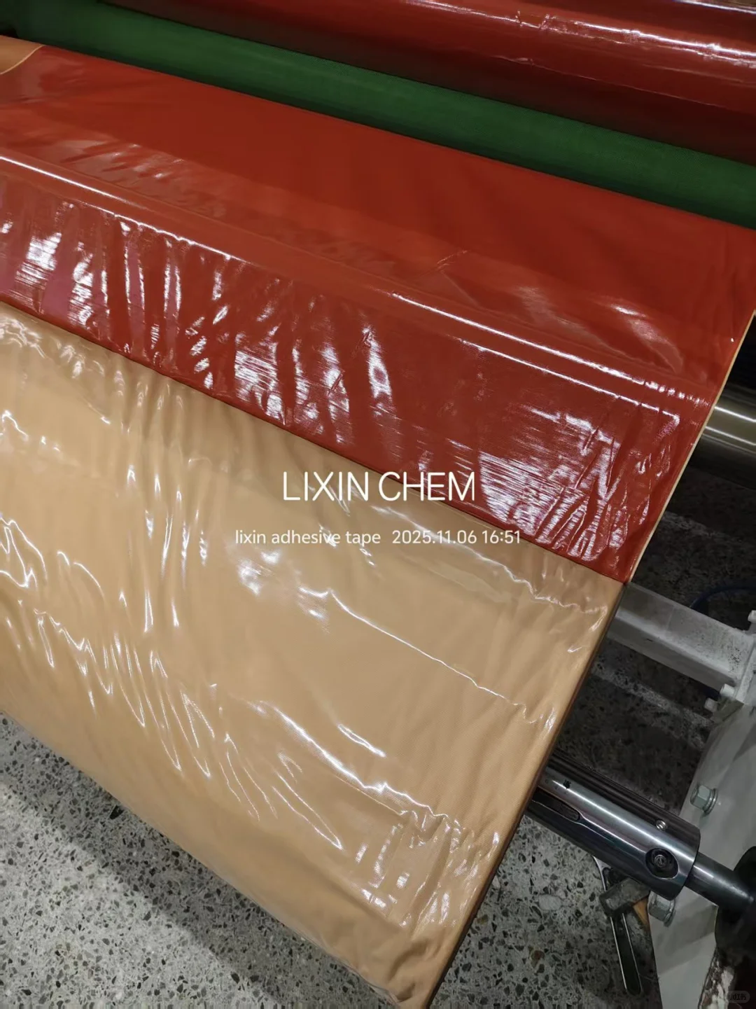 棕色加强布基胶带，红色热熔胶，防水密封！