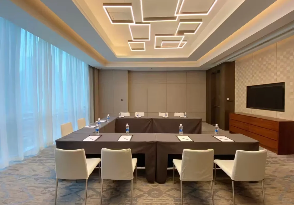 西安八百平会场挺高档的！！