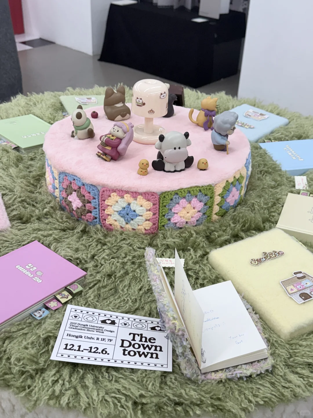 弘益大学2025视觉传达毕业展