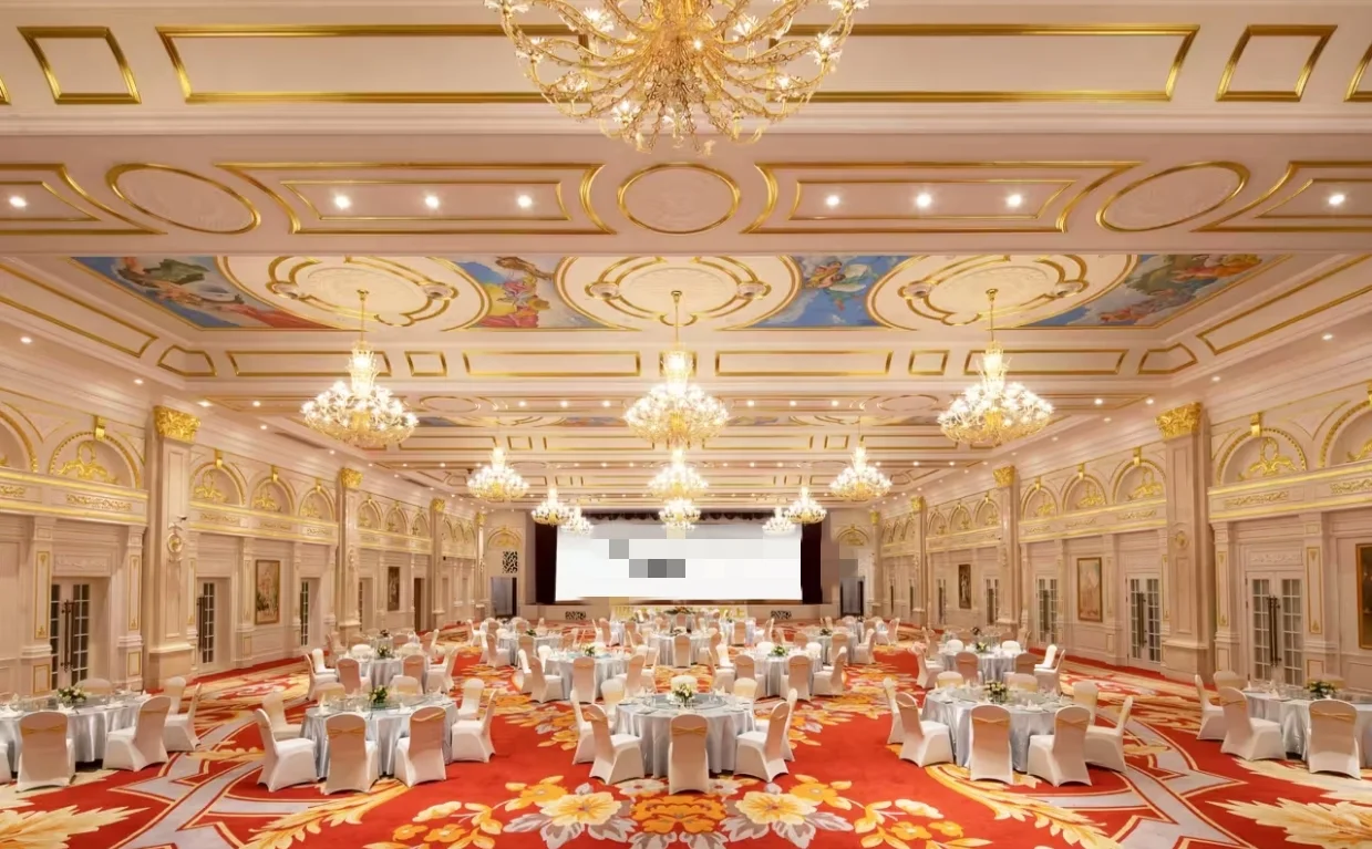 昆明官渡区一千多平大会场很不错！