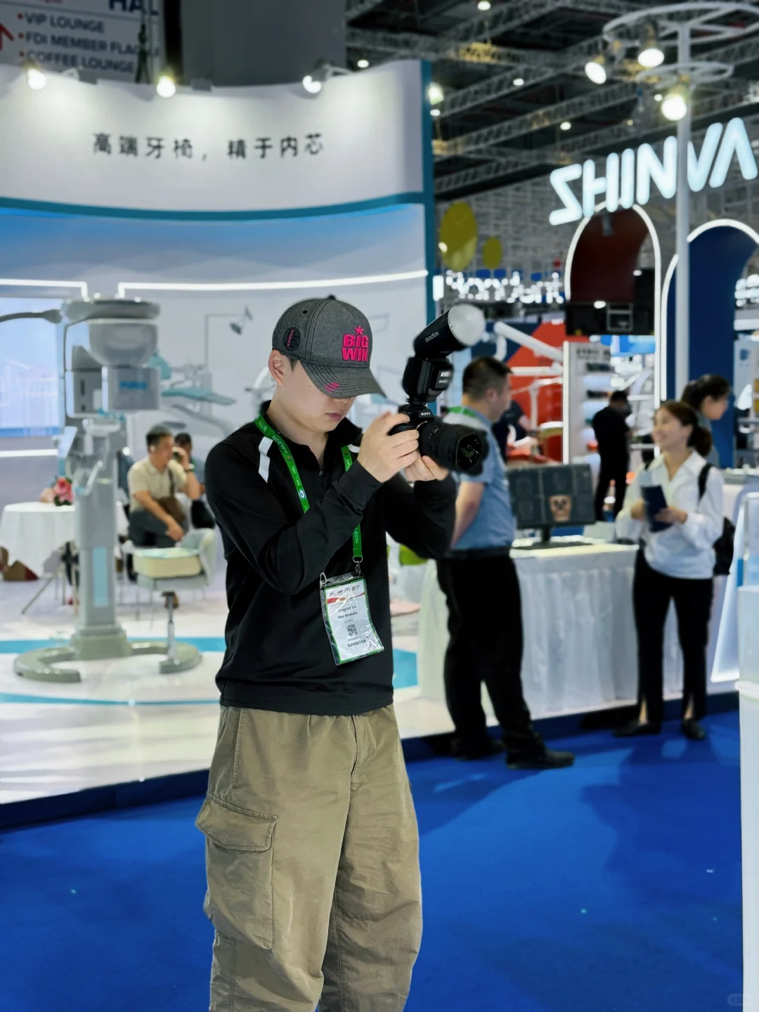 展会拍摄时的工作照｜展览展会拍的够够的了