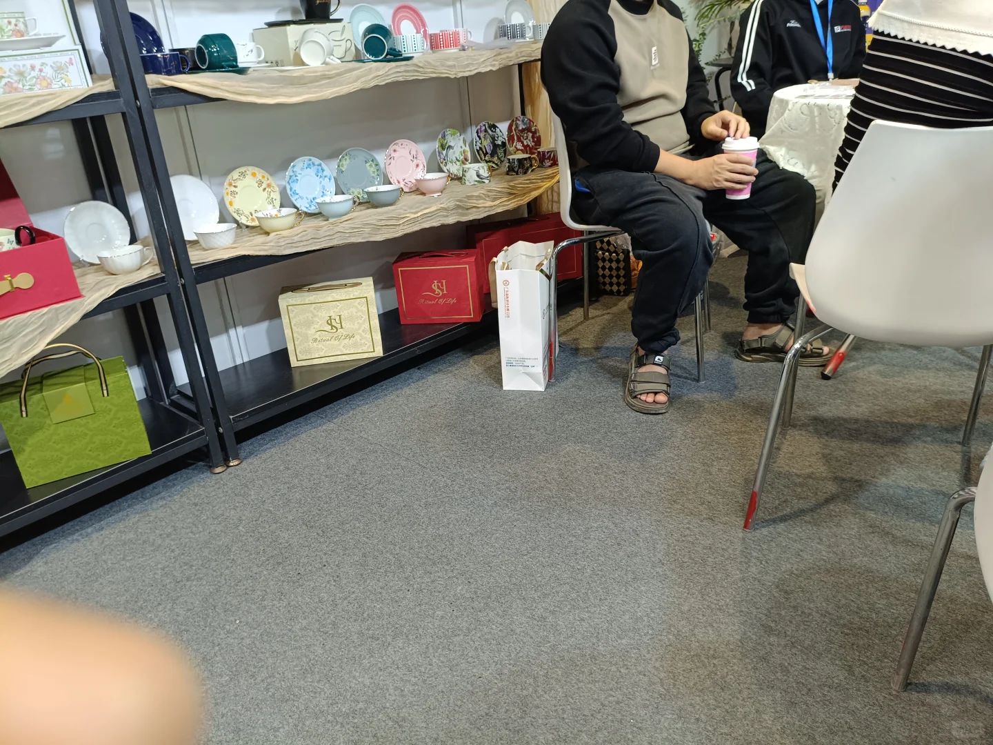 跨境的展会~~都问我有没有代发