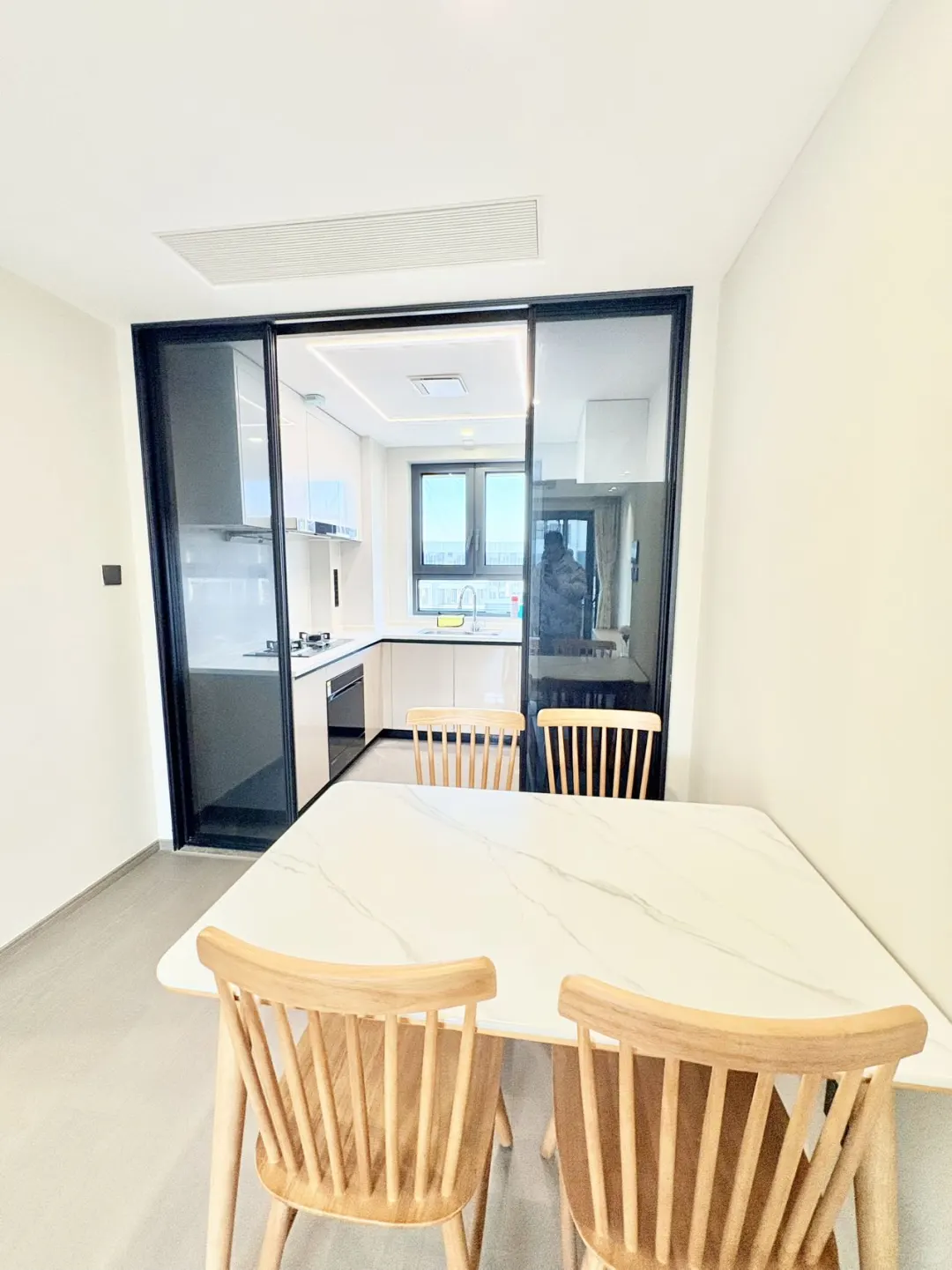 招商璀璨时代，高楼层3房，国家会展中心