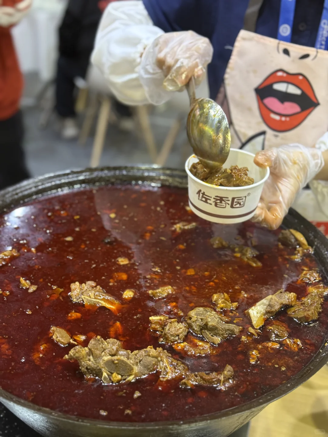 是谁还不知道国际博览中心的美食展我不允许