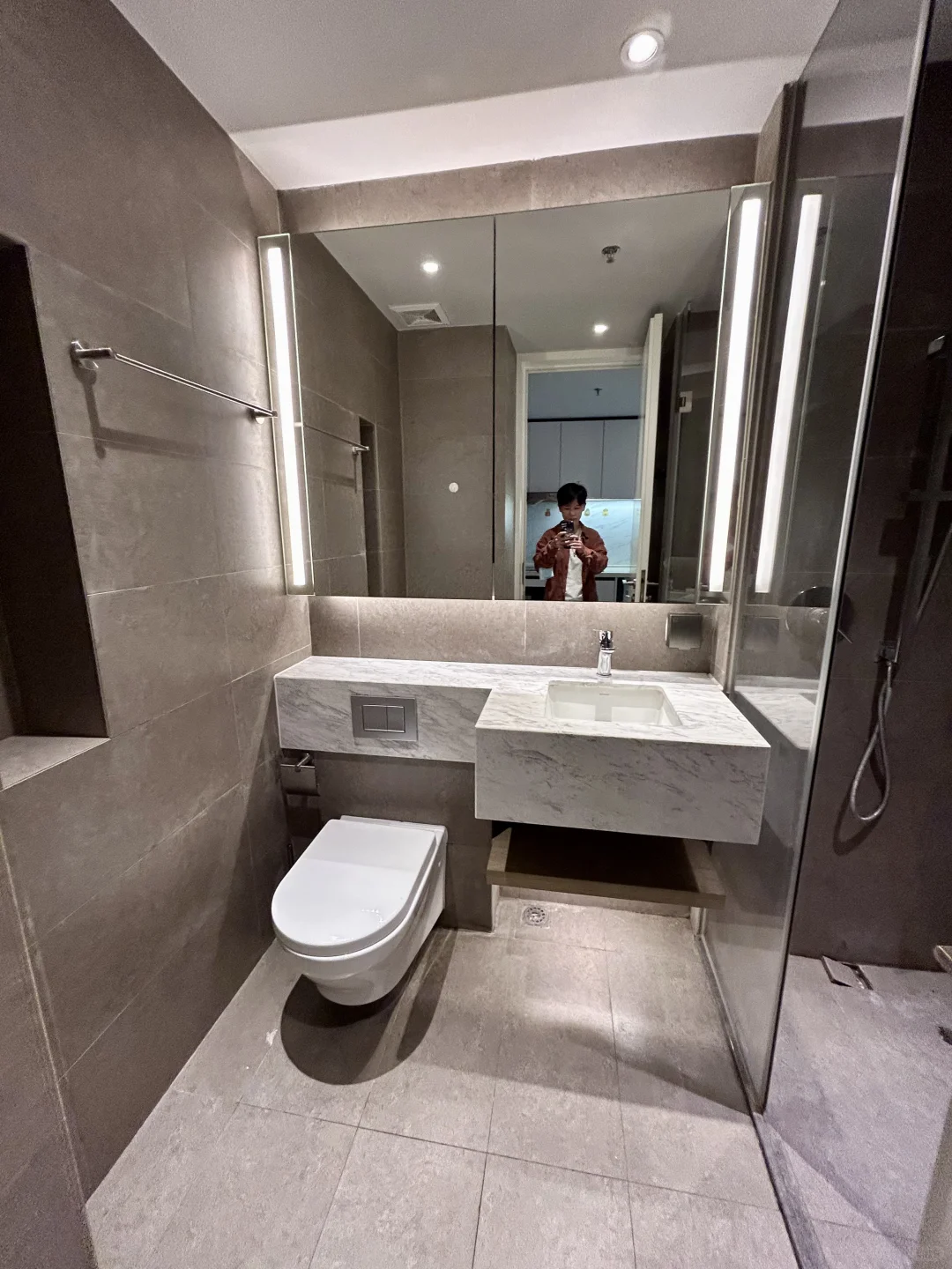 会展湾水岸河海双景保养不错?