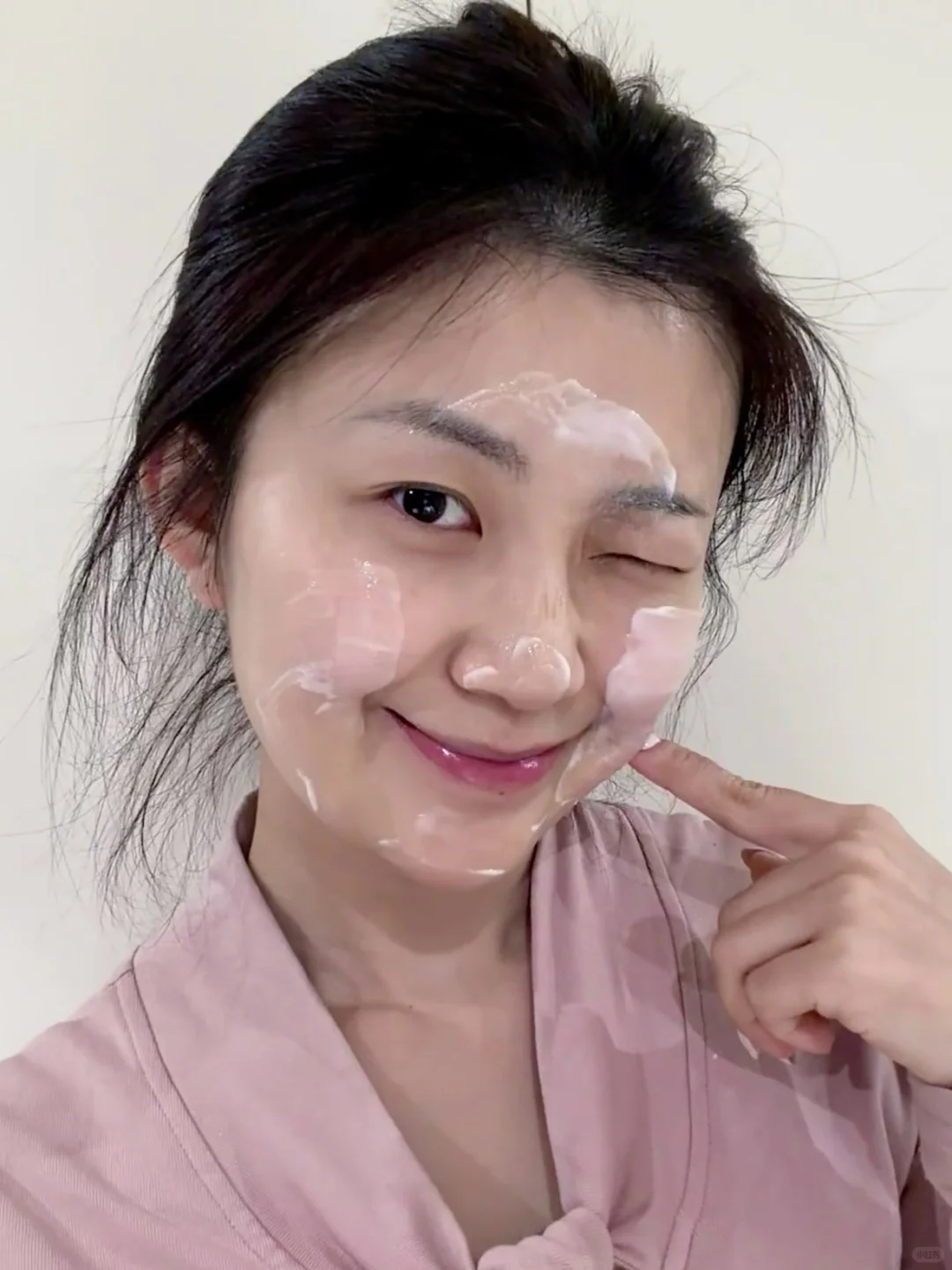 妈,我白成日光灯了。。。。