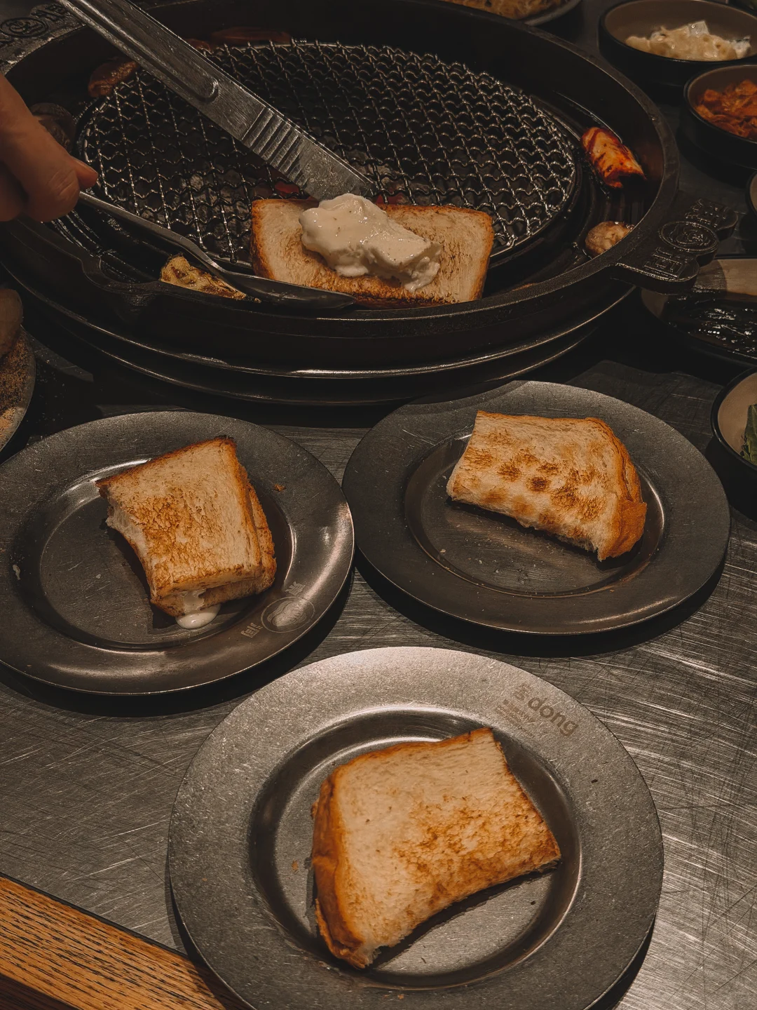 会一直来会展中心吃的