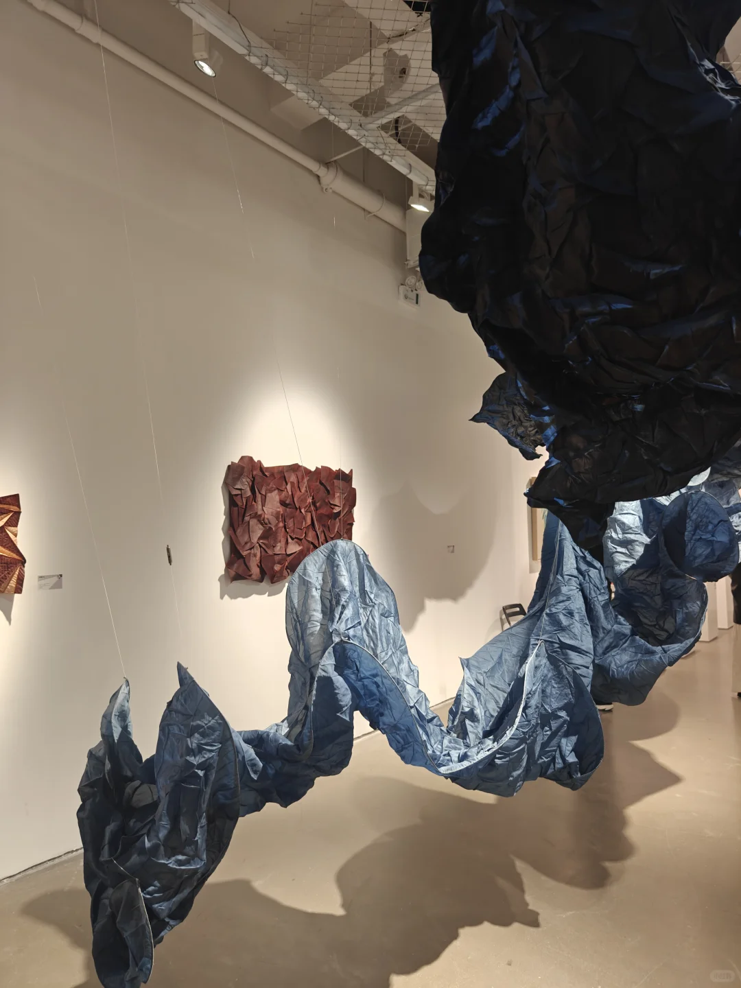 what?纸做的石头??北京新展快冲